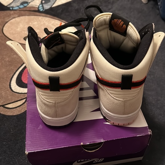 SOLD - Picture 3 of 7